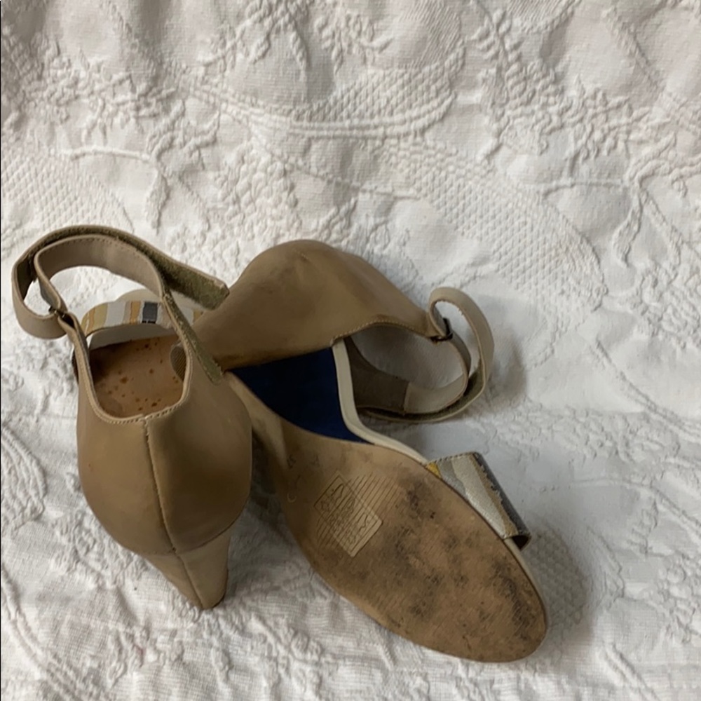 ALDO SHOES - Picture 3 of 5